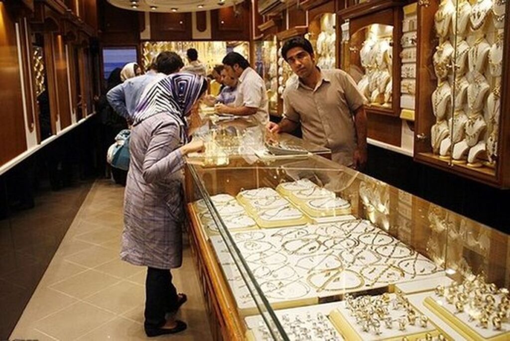 شرایط وام بانک کارگشایی با طلا