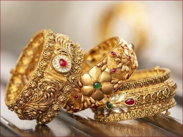 نکاتی که باید قبل از گرفتن وام بانکی برای طلا بدانید
